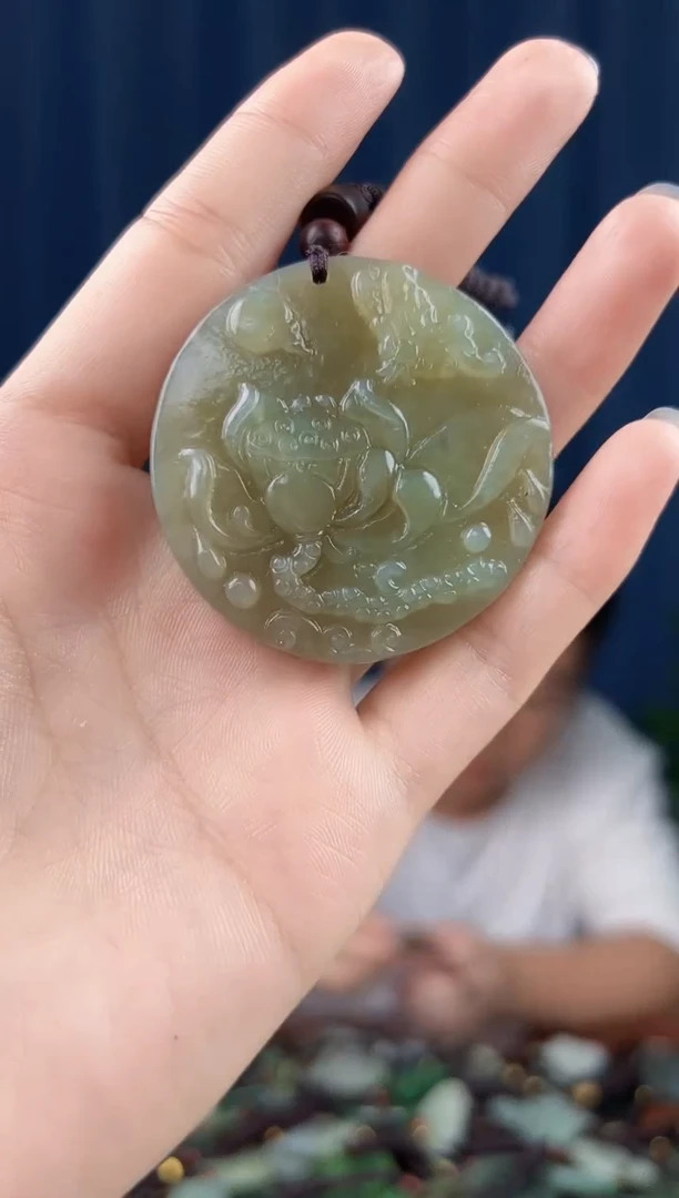 颈饰未镶嵌和田玉拍一发一，多样性发货