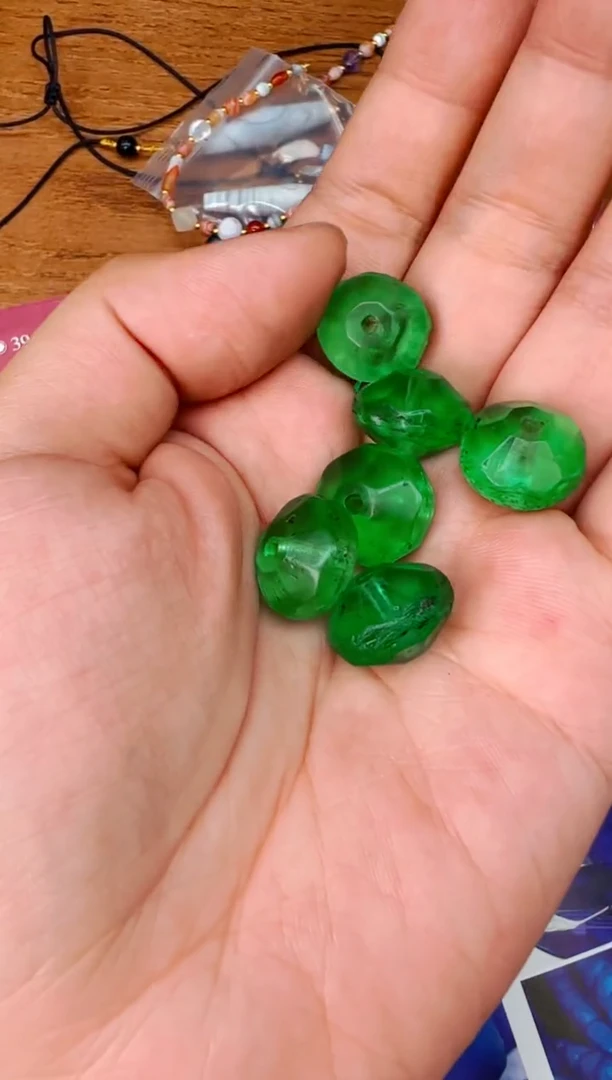 【 西亚珠饰 】配珠随发1颗