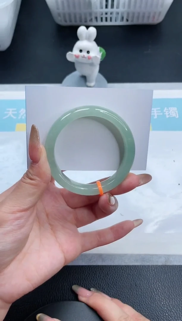 【闪购商品】石英质玉手镯未镶嵌25S90-51