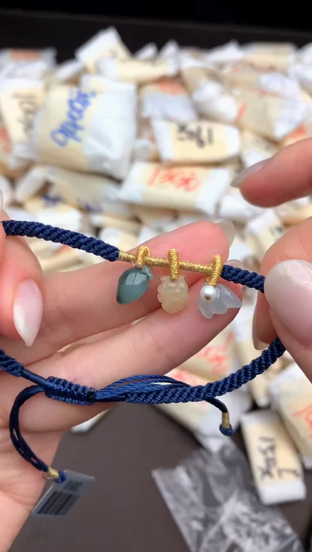 未镶嵌挂件翡翠一