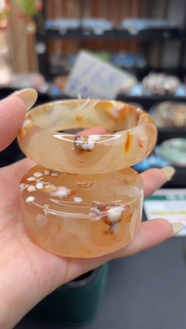 未镶嵌手镯石英质玉C350(55圈赠送镯心)