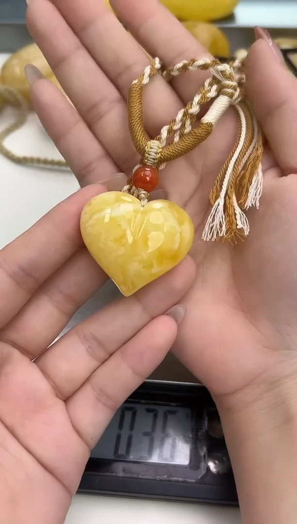 裸石琥珀未镶嵌琥珀蜜蜡吊坠