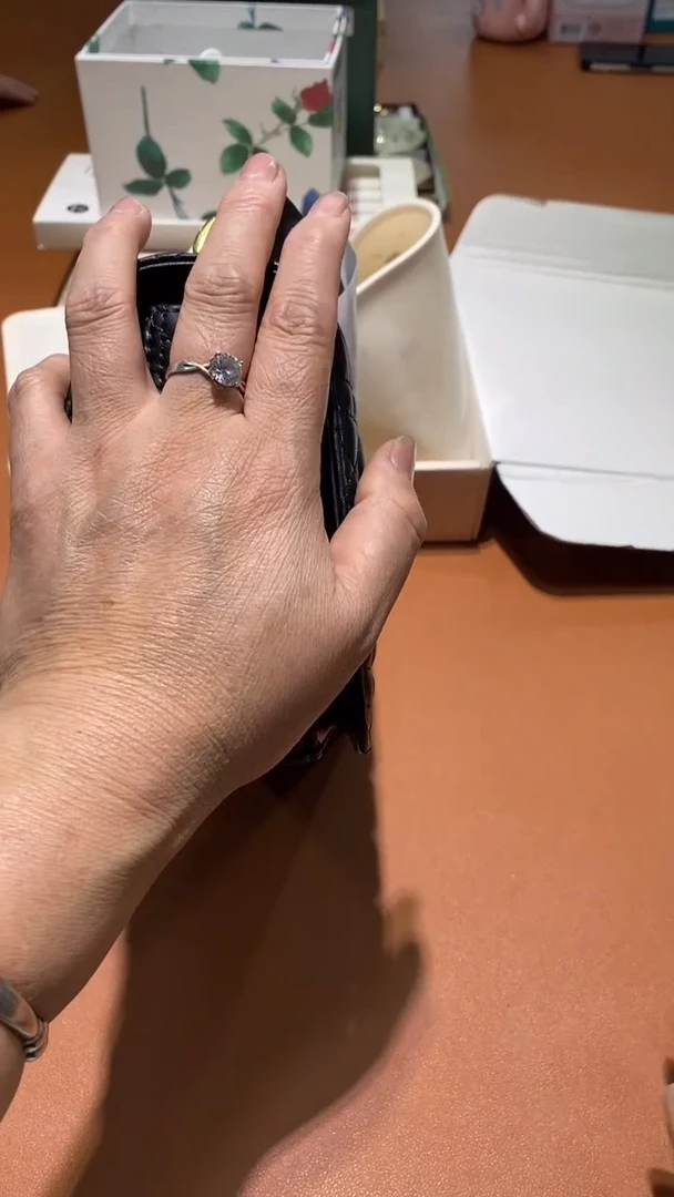 瓷片全场正品   一件不留@@1