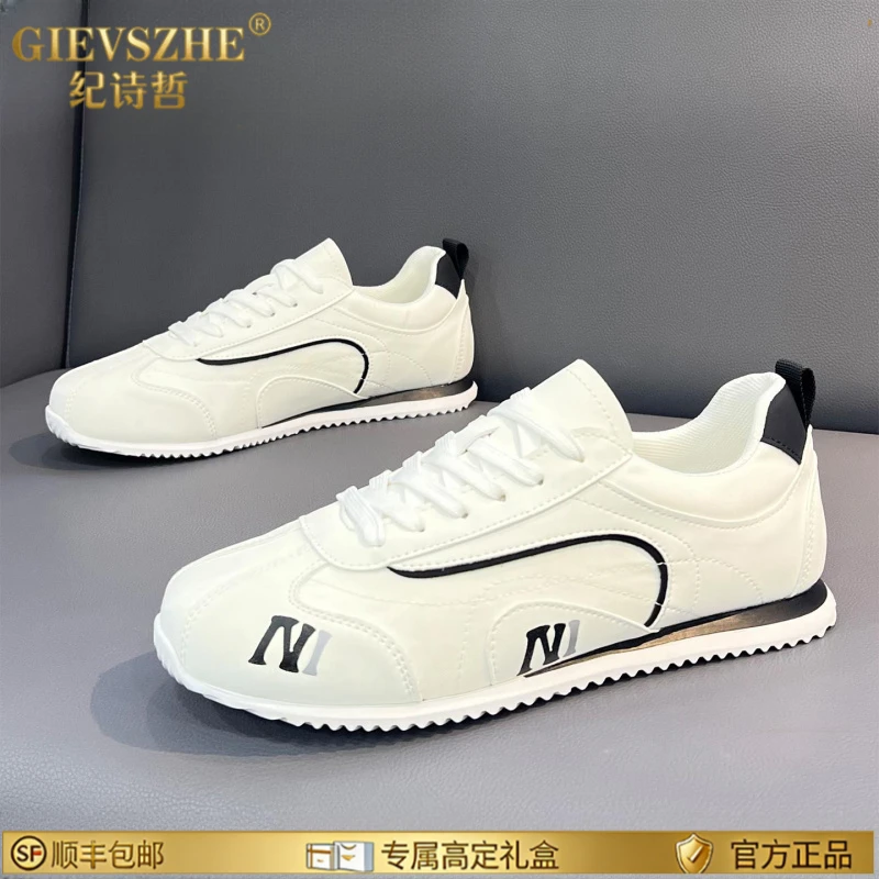 纪诗哲板鞋男款秋季新款男士简约软底时尚百搭厚底轻便透休闲鞋