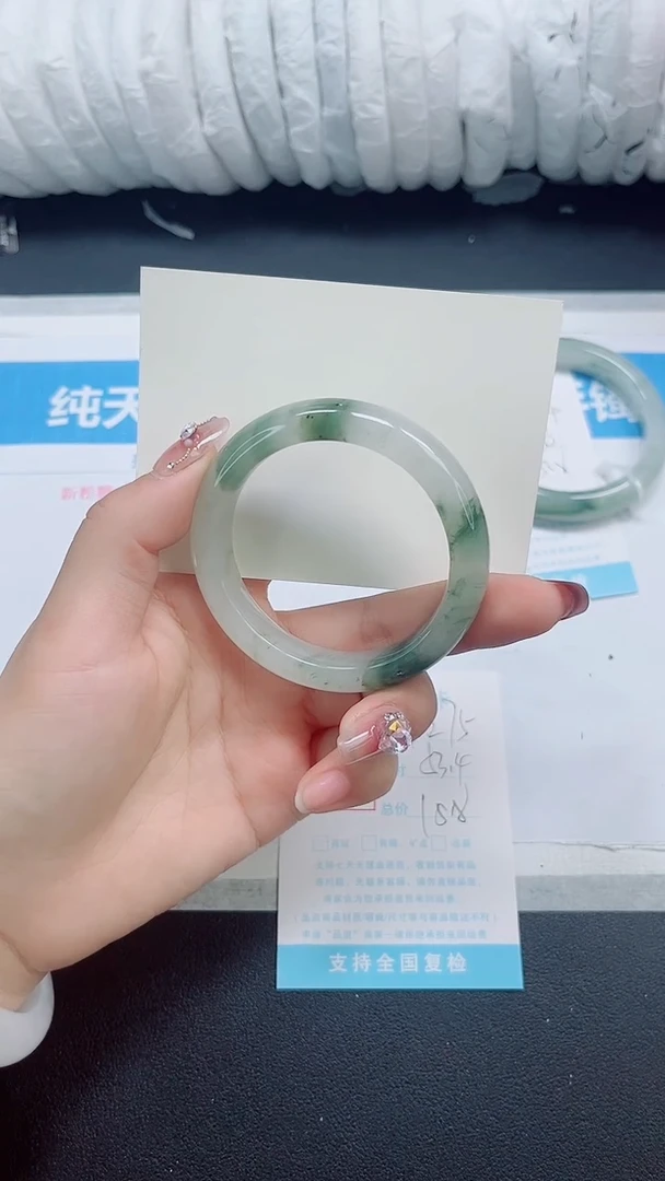 石英质玉手镯未镶嵌b215-53.4
