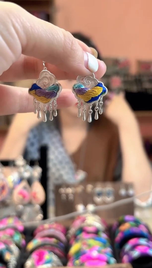 织绣艺枝独绣手工饰品80