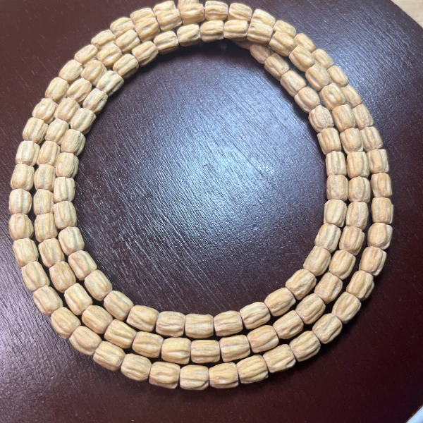 定制系列热振高桩大长腿极顺纹奶油皮玉华料长串挂脖百香籽