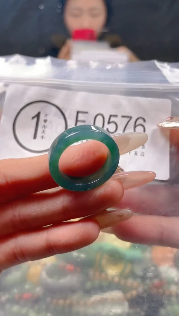 【闪购商品】翡翠颈饰未镶嵌19.3/F/翡翠A货一图一物