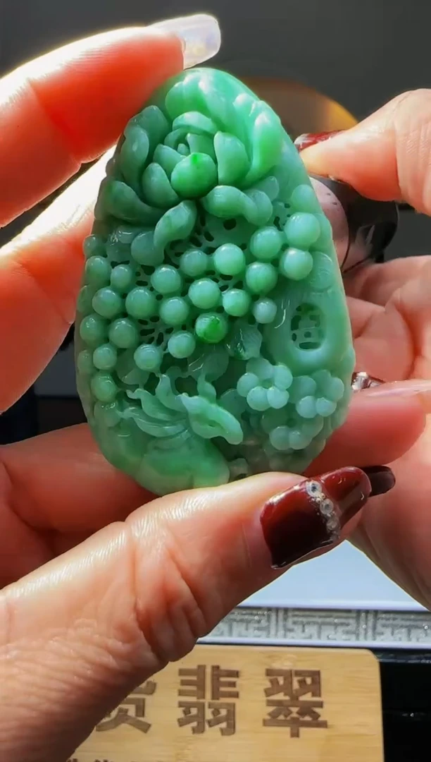 【闪购商品】定制翡翠未镶嵌Q03798翡翠毛货