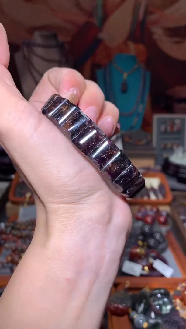 未镶嵌珠宝半成品水晶烟花超七手牌，多样性