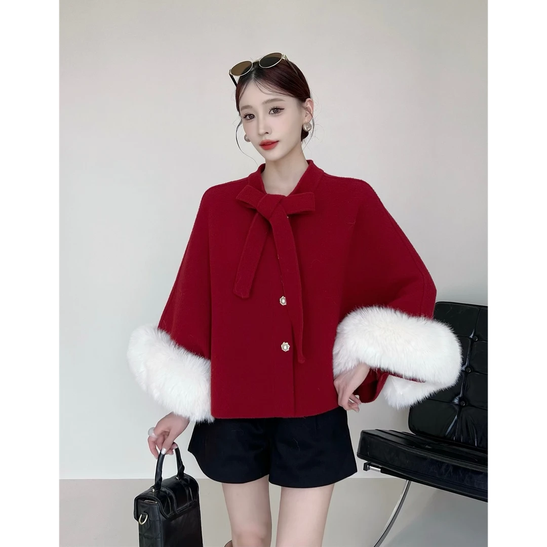 财阀千金风斗篷大衣女秋冬新款红色小个子蝴蝶结气质短款披肩外套