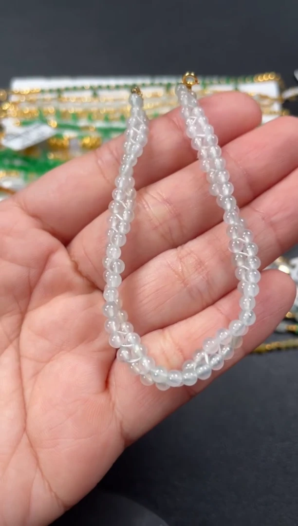 18K金镶嵌手链翡翠一条  P113