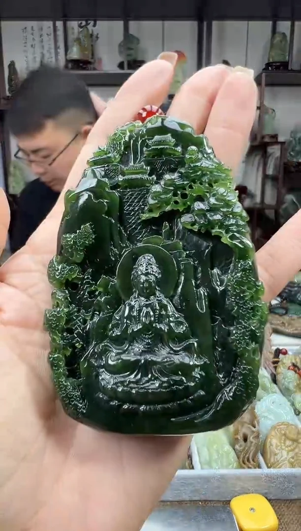 未镶嵌和田玉把件陈*虎1