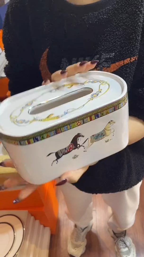 杯鸿辉家品牌瓷器，京东包邮！