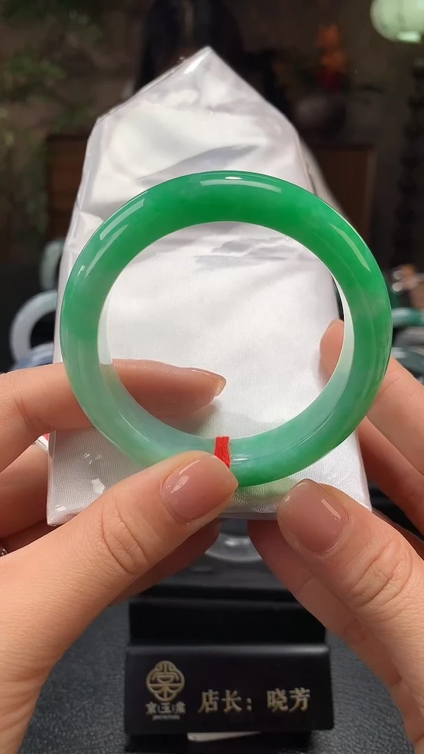 未镶嵌手镯翡翠翡翠满绿正圈53+