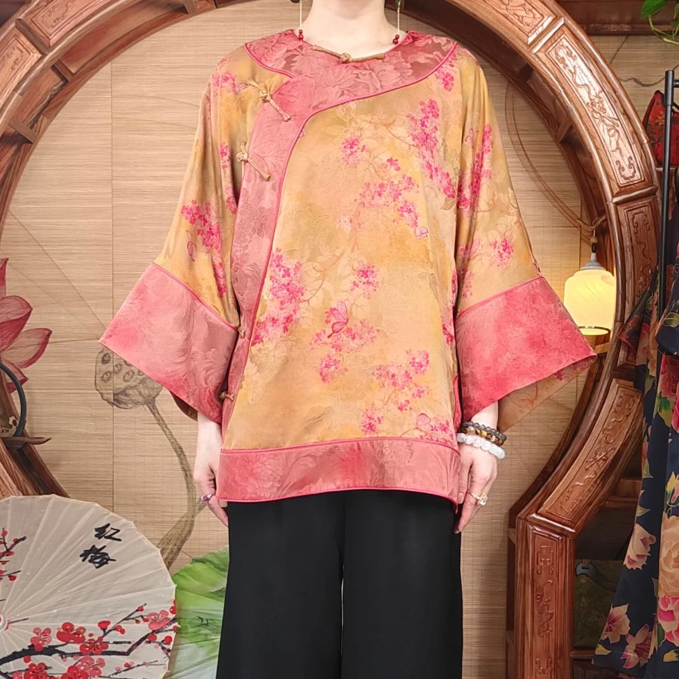 40姆米100桑蚕丝双面提花红云纱蝶恋花全开襟时尚太太服新中式