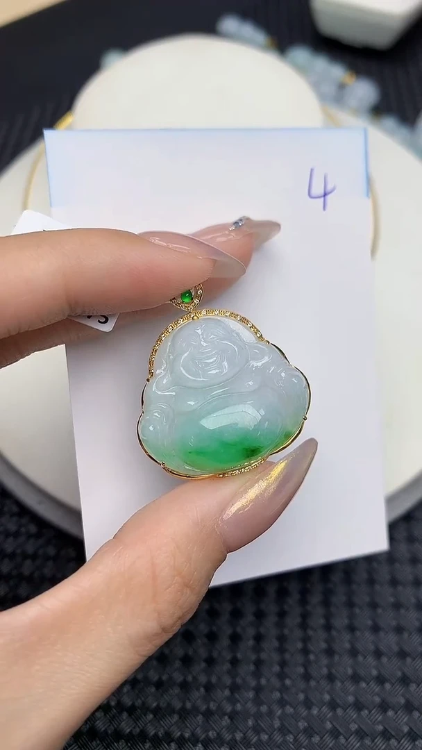 【闪购商品】翡翠颈饰18K金镶嵌天然翡翠A货