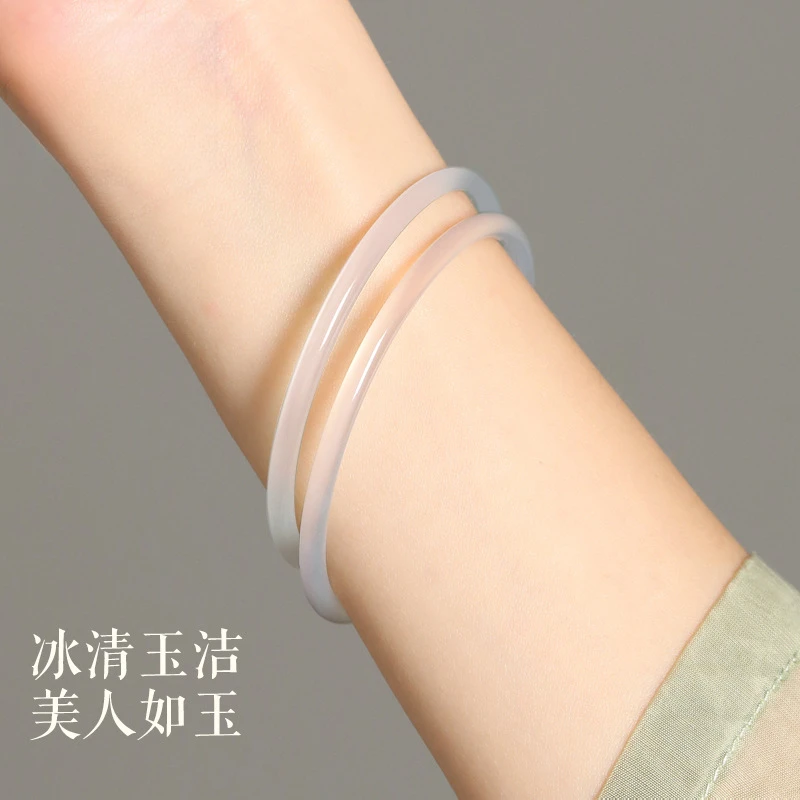 天然玉髓白月光叮当手镯玛瑙叮当镯细条玉石镯子叮当响古风饰品
