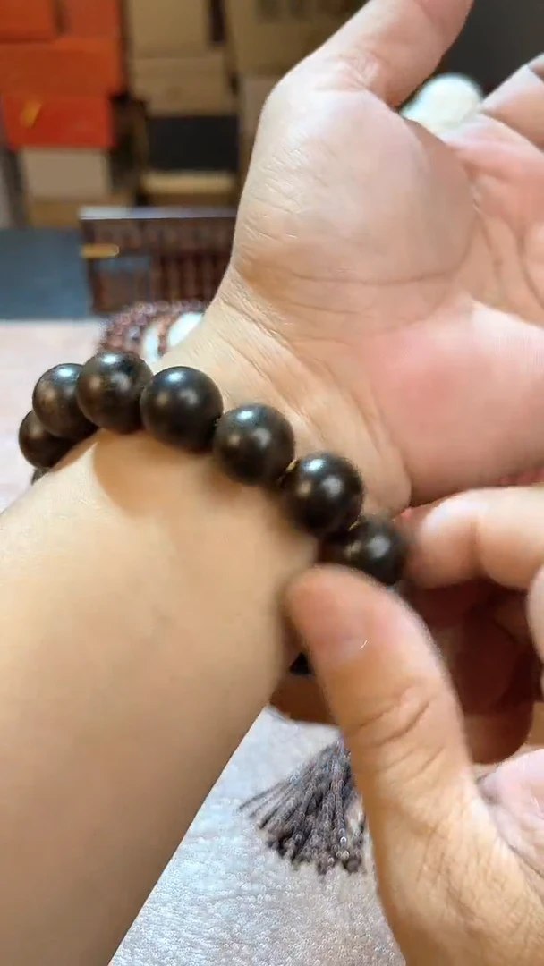 菩提根/象牙果吊坠  精美手串（无礼盒）