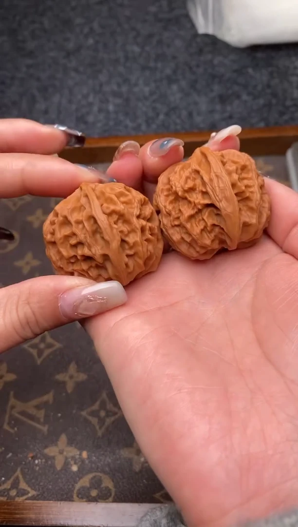 把件文玩核桃B297号41 尺苹果园