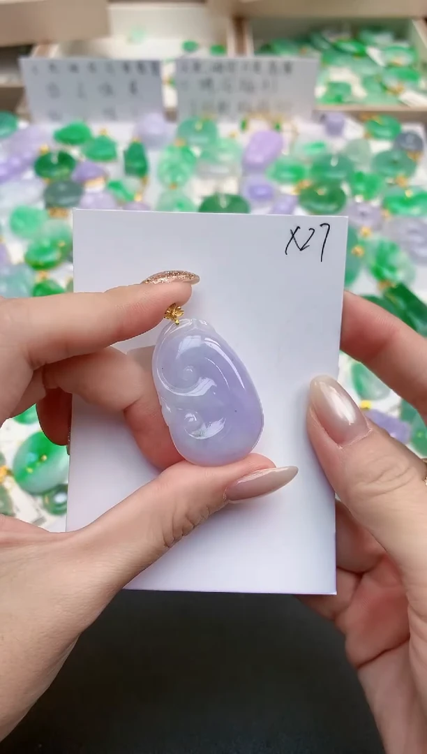 颈饰18K金镶嵌翡翠天然缅甸A货翡翠