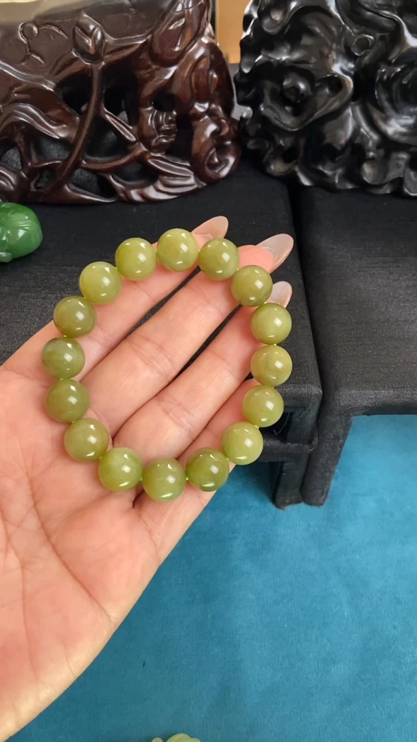 未镶嵌手链和田玉手串