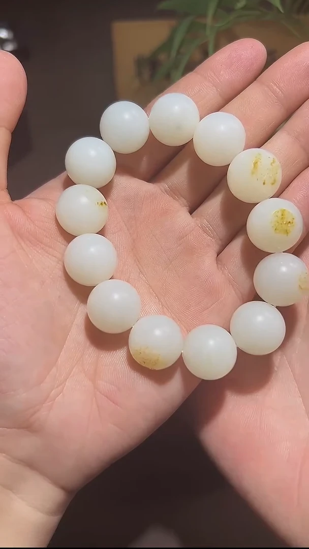 未镶嵌和田玉挂件和田玉手串01