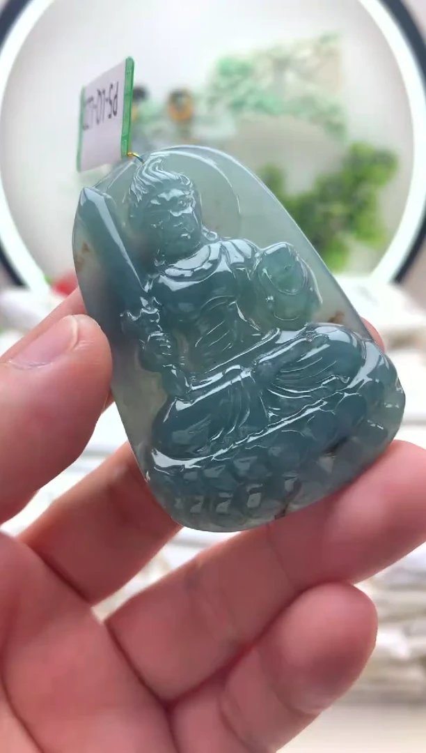 颈饰未镶嵌翡翠不动明王