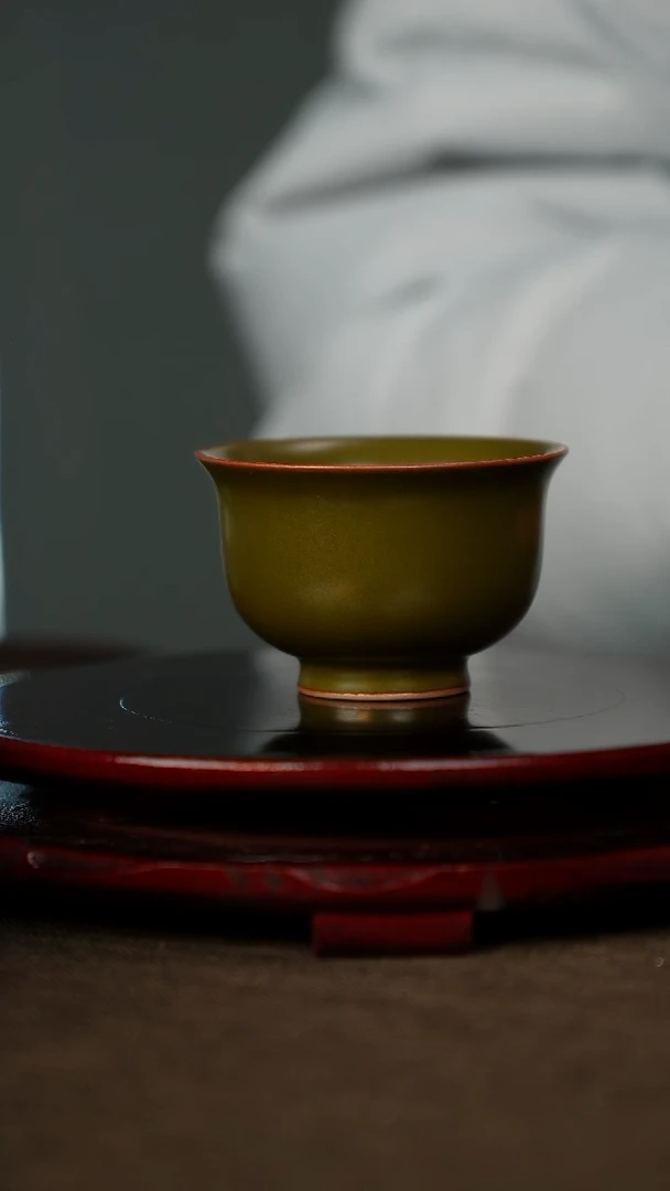 柴烧 小压手杯 黄金釉 大师亲签底款