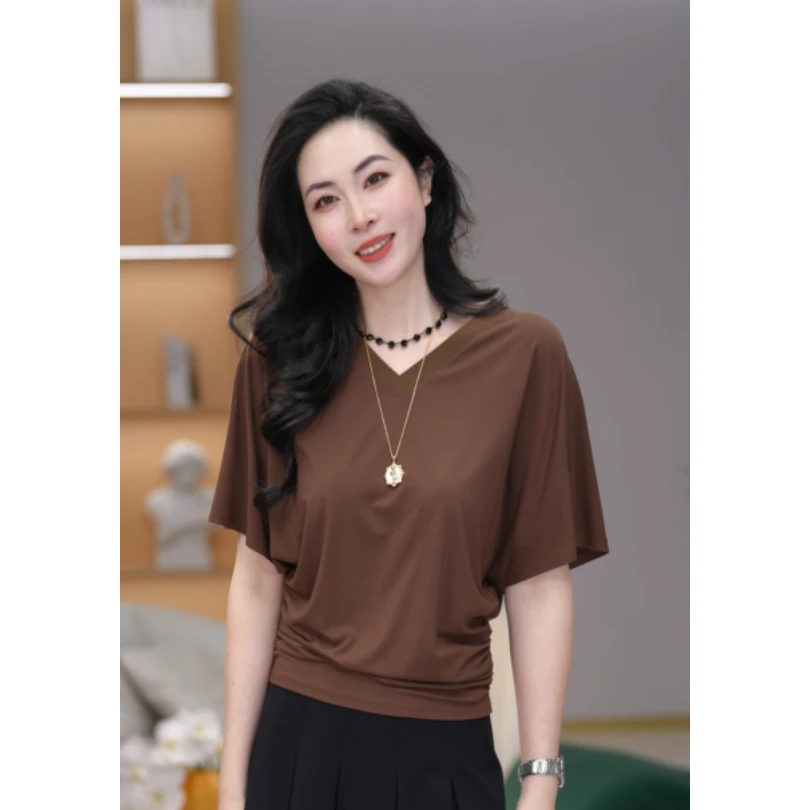 AMASS/阿玛施经典百搭夏季女士新款V领显瘦简约老钱T恤短袖530081