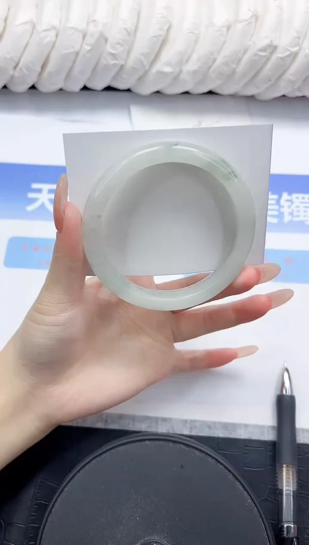 未镶嵌手镯石英质玉65-60