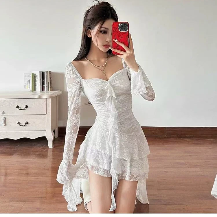 辣妹时尚蕾丝百搭显瘦气质连衣裙