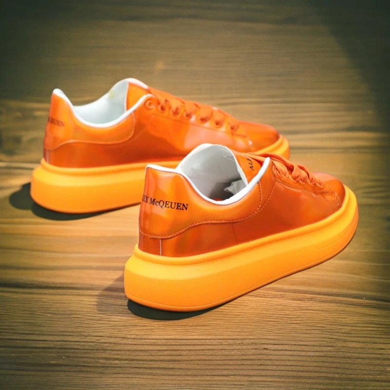 网红百搭厚底小白鞋男鞋2025秋季新款轻便休闲板鞋男士时尚运动鞋