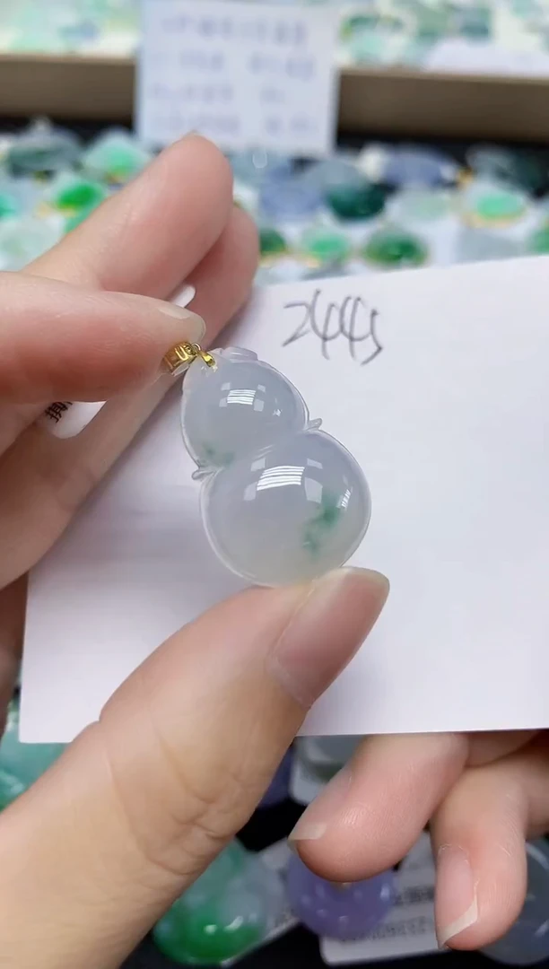 翡翠未镶嵌颈饰天然缅甸翡翠A货