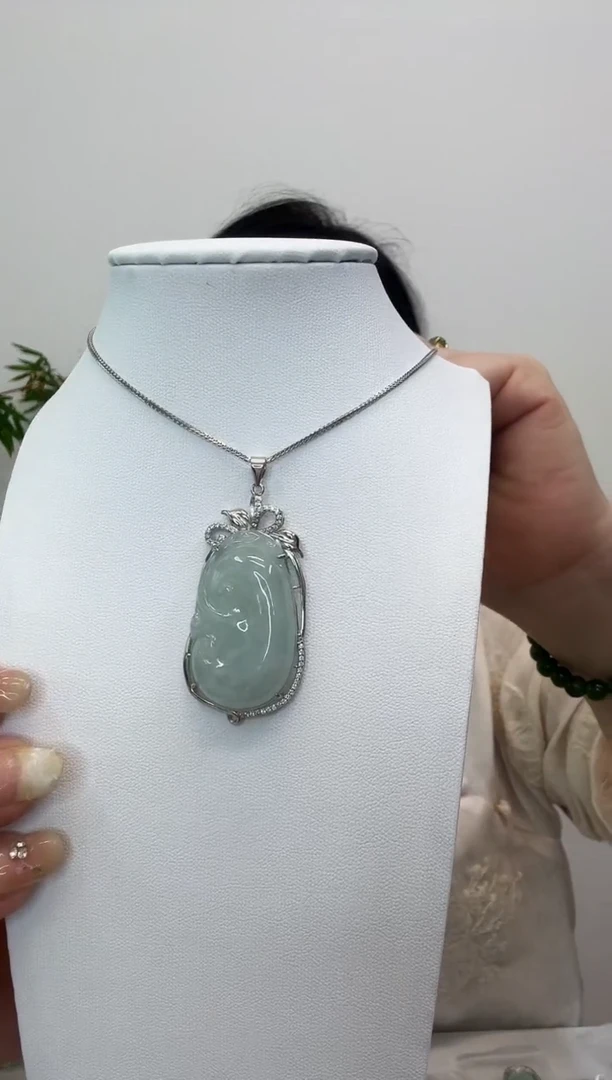 翡翠银S925镶嵌吊坠(赠链)如意