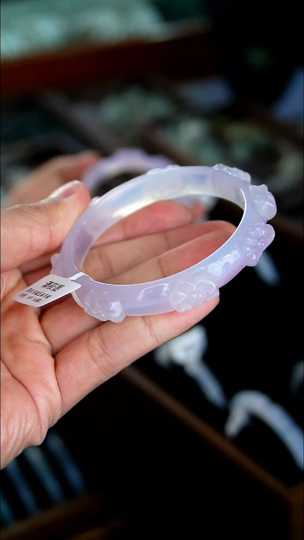 未镶嵌镯子玛瑙/玉髓人**火3.3  55圈口