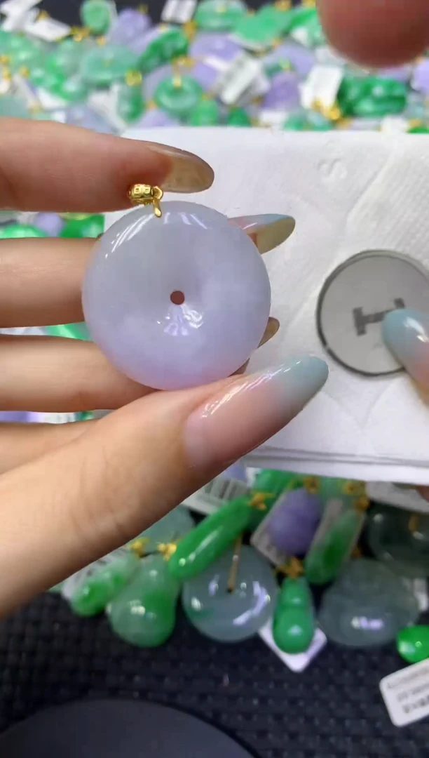 颈饰未镶嵌翡翠天然缅甸翡翠A货