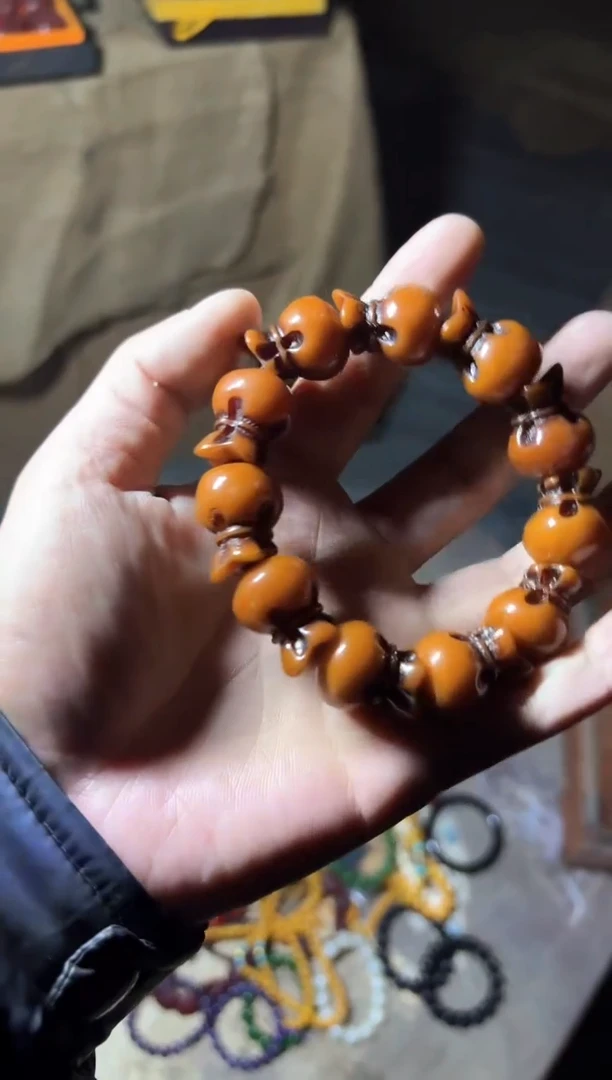 【闪购商品】蜜蜡手链未镶嵌【闪购商品闪购商品】