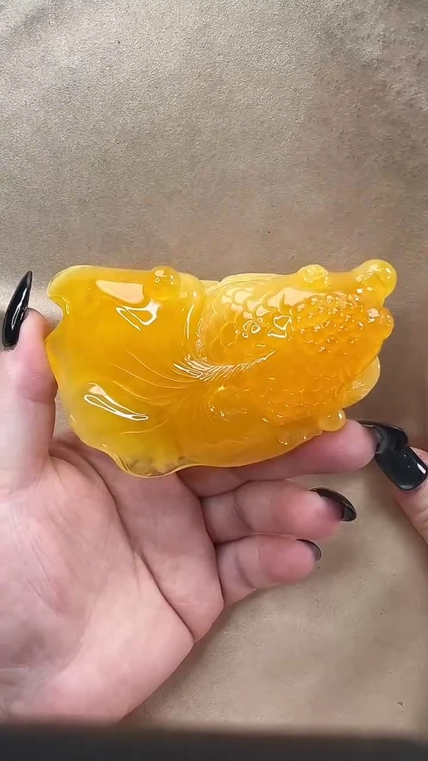 琥珀颈饰未镶嵌吊坠