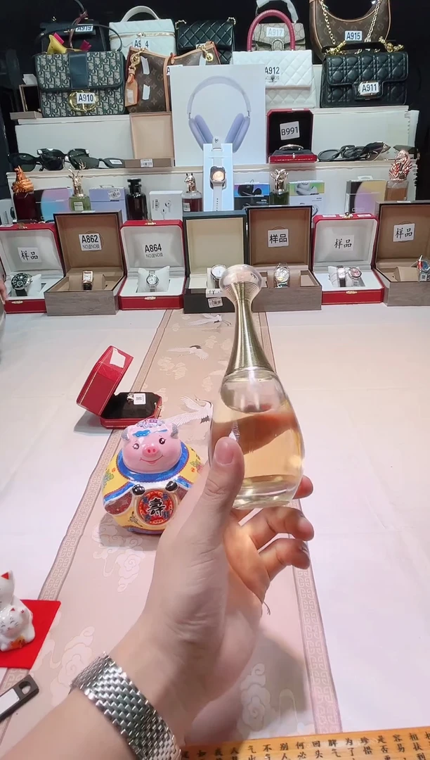 瓷片瓷器 库房到期 全部地板价@@1