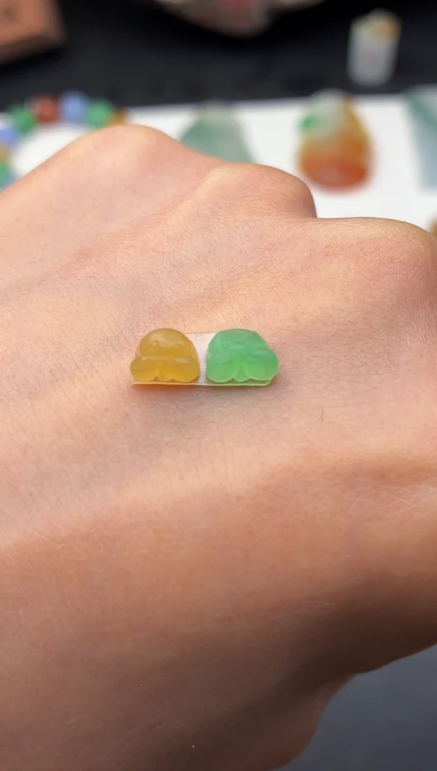 未镶嵌定制翡翠翡翠