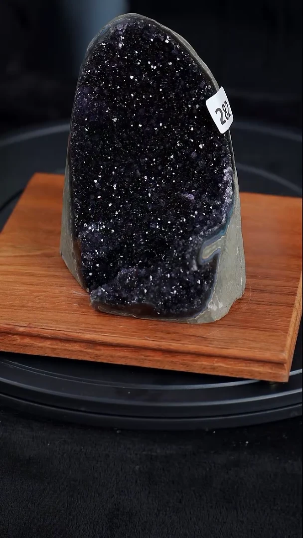 【闪购商品】紫晶大型摆件（非配饰）未镶嵌水晶