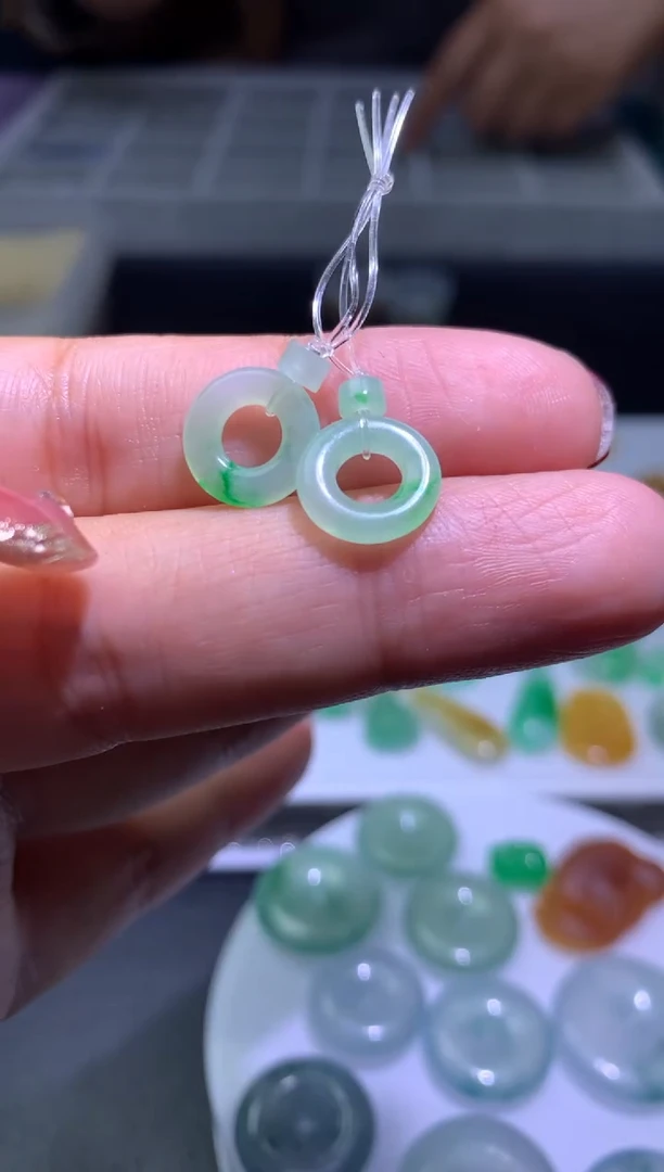 【闪购商品】定制翡翠未镶嵌毛货