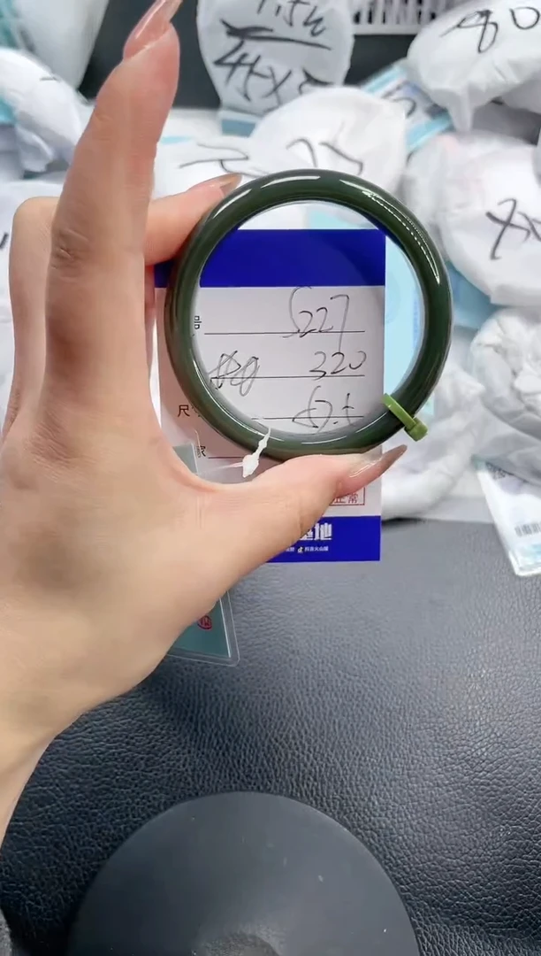 【闪购商品】和田玉手镯未镶嵌17S227-57