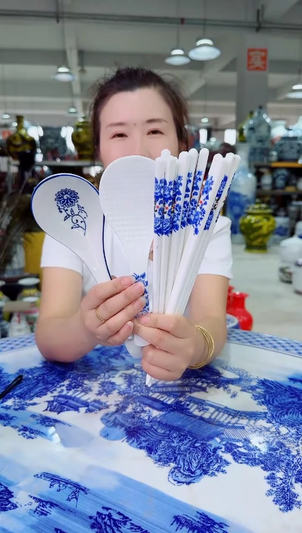 瓷片/10双筷子，1个饭铲子，1个汤勺