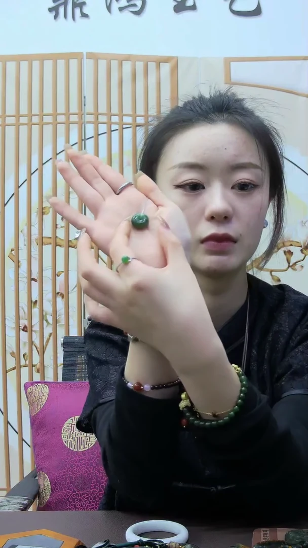 【闪购商品】和田玉平安扣银S925镶嵌锁骨链