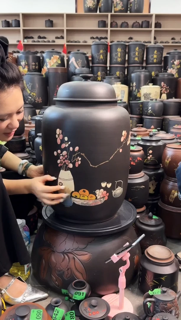 罐瑕疵茶缸高52cm 彩填 299