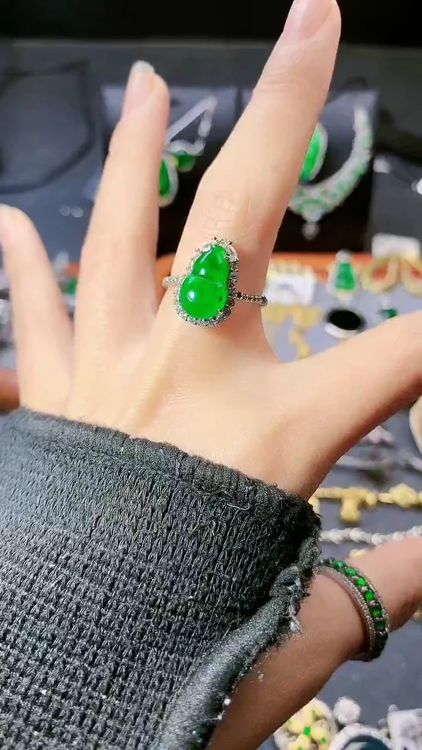 【闪购商品】翡翠戒指银S925镶嵌戒指