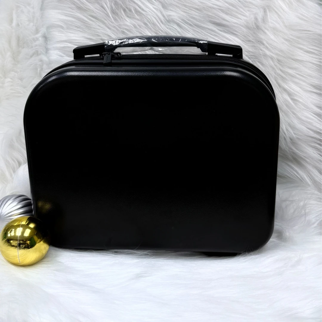 K015实用手提化妆箱小巧便携出差旅行专用化妆箱黑色耐脏