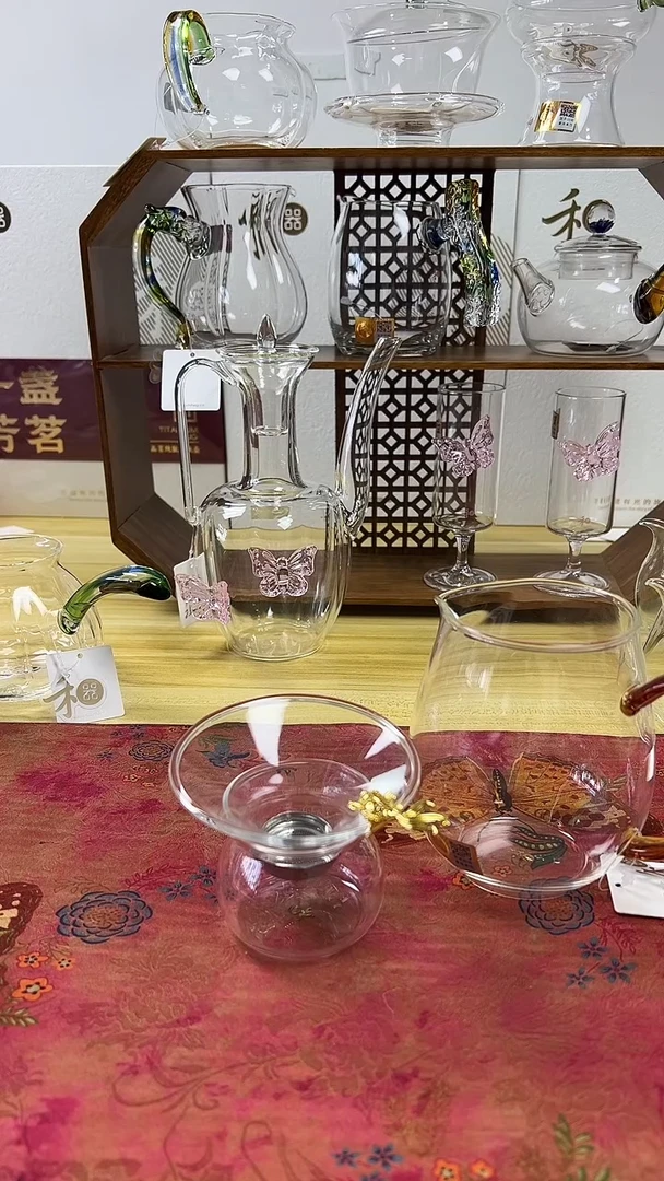 金鱼=承颐琥珀。。。。。